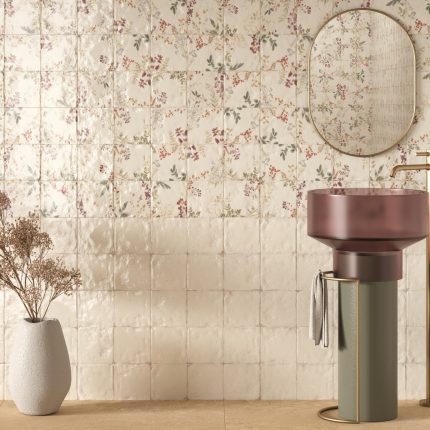 Alternative view of Mayolica