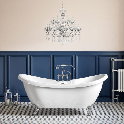 Alternative view of Traditional Double Slipper Freestanding Bath